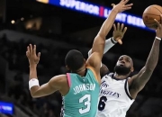  高芙复出首秀出彩，广厦男篮主场血战菲尼克斯太阳，豪取7连胜