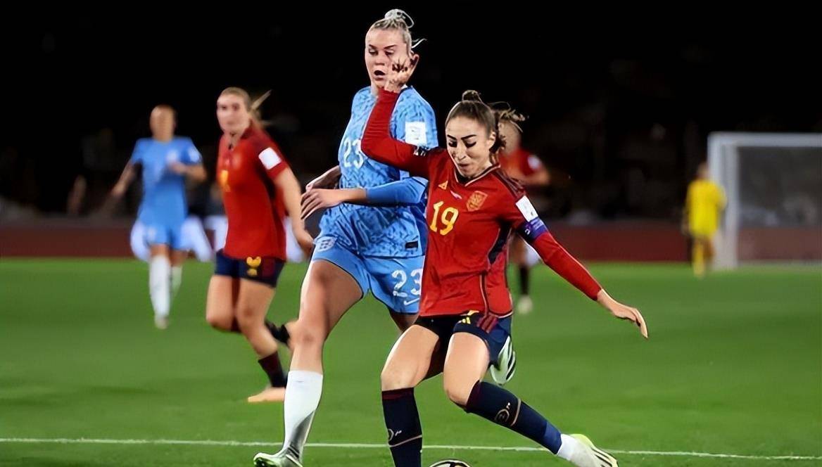 英格兰女足表现出色，锁定世界杯冠军资格