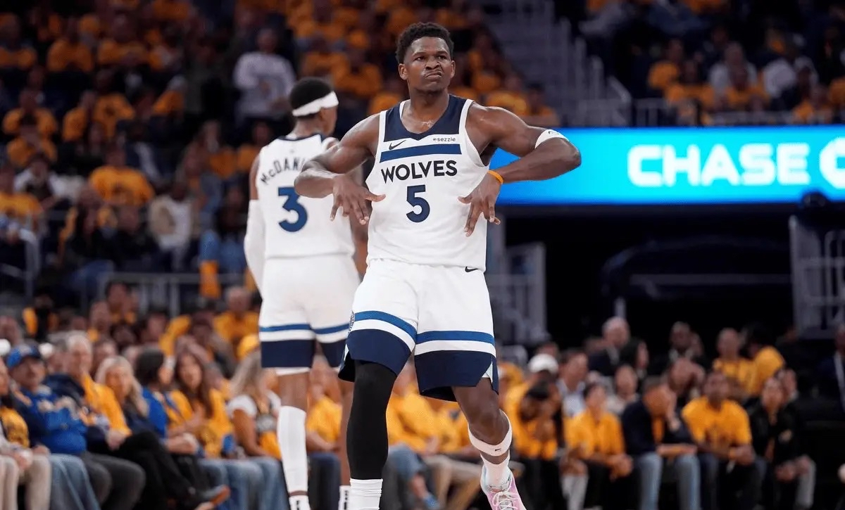 关于布伦森复出首秀出彩，明尼苏达森林狼主场大胜丹佛掘金，豪取20连胜的信息