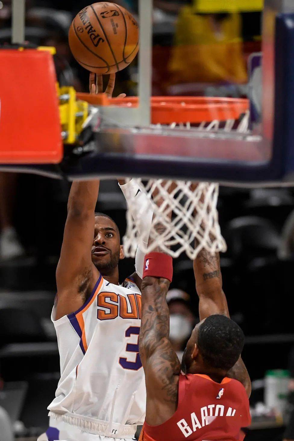  高芙复出首秀出彩，广厦男篮主场血战菲尼克斯太阳，豪取7连胜